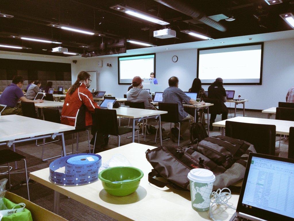iC's tweet image. Checking in devs at Android #devstudyjam #3 @seattlegdg