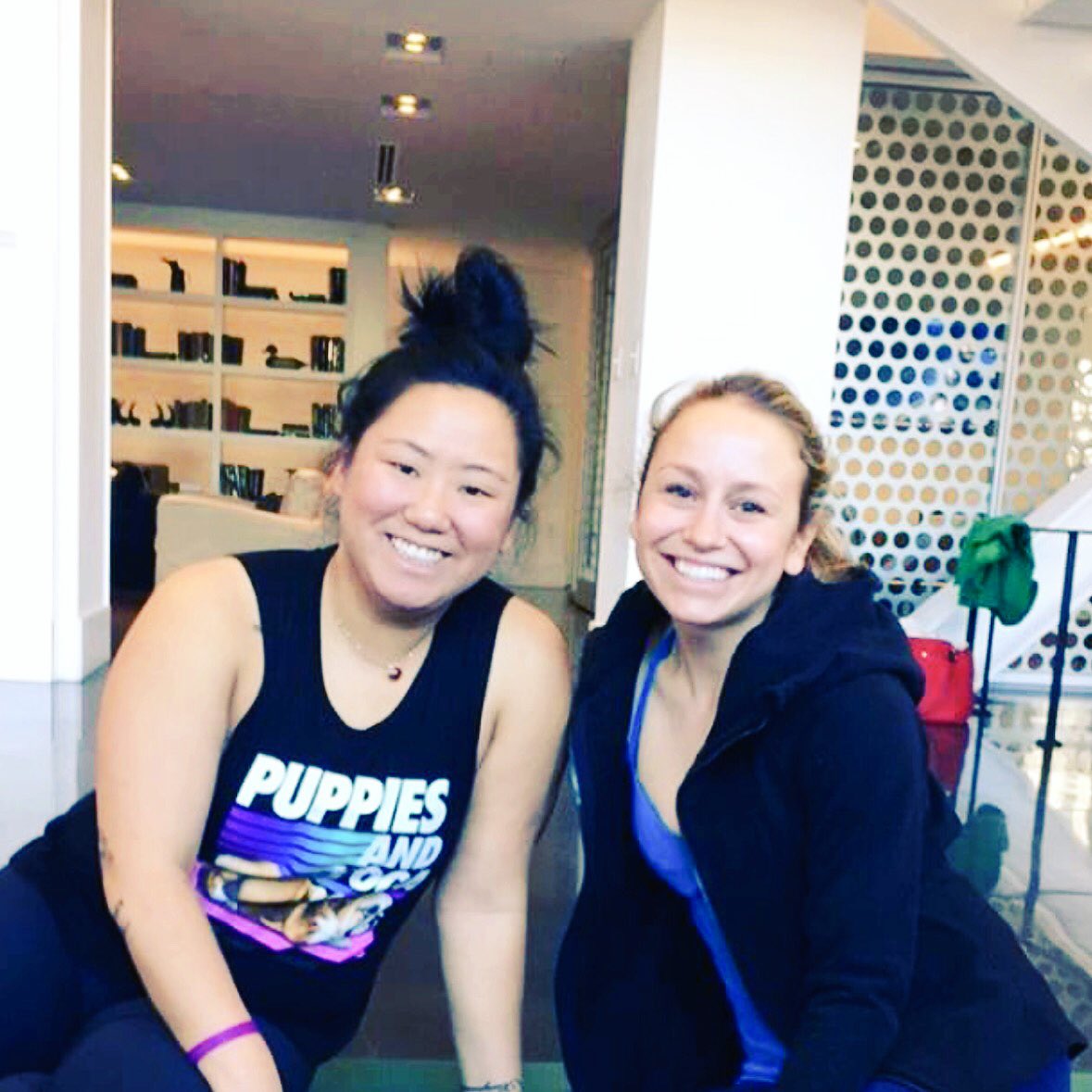 JosieGL's tweet image. Super sweaty but always a great time to run into Jillian of #BosTone ✌️ @InkBlockBoston