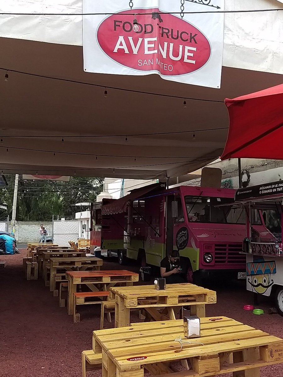 ¿Quién anda ahí? ¡Pos #YoMiBocata! Hoy andamos bien #Satelucos y con mucho #FlowCulinario, ven por tu #Bocata #Deli