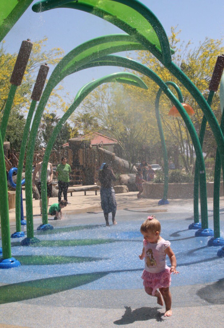 ClarkCountyNV's tweet photo. Enjoy 108 parks w/2,104 acres of playgrounds, tennis courts,etc. &amp;7,333 acres of open space #ClarkCountyFacts #NCGM https://t.co/ehg4tYoQiq