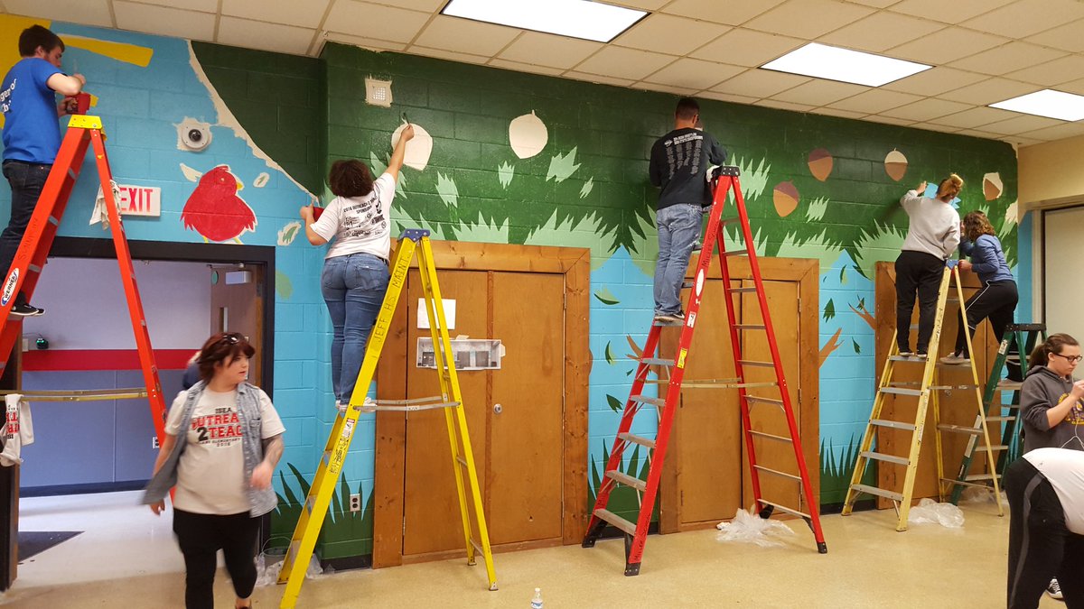 Hoosier47906's tweet image. #O2T2016  ISTA / ISEA Service Project Oakland Elem Lafayette