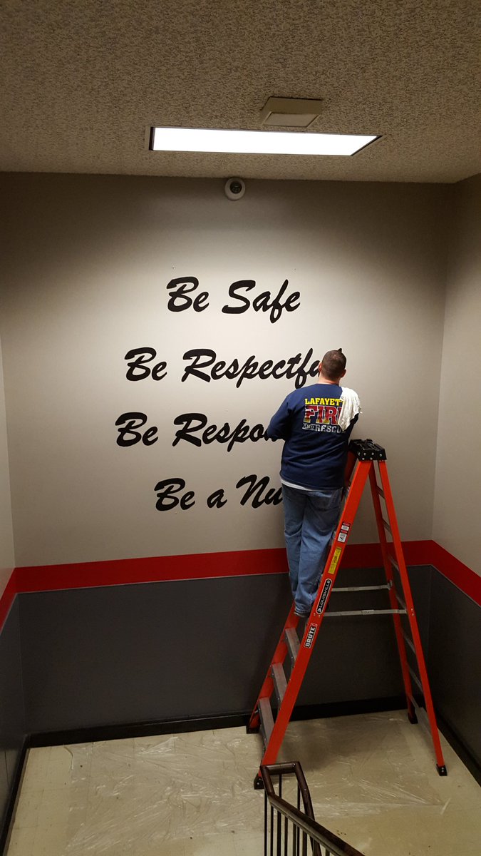 Hoosier47906's tweet image. #O2T2016  ISTA / ISEA Service Project Oakland Elem Lafayette