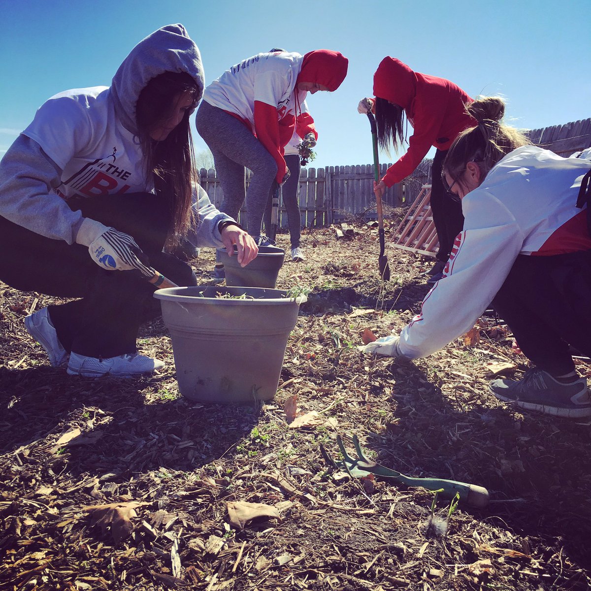 We had a great morning volunteering at <a href="/TheBIGEvent_UNL/">The Big Event - UNL</a>!
