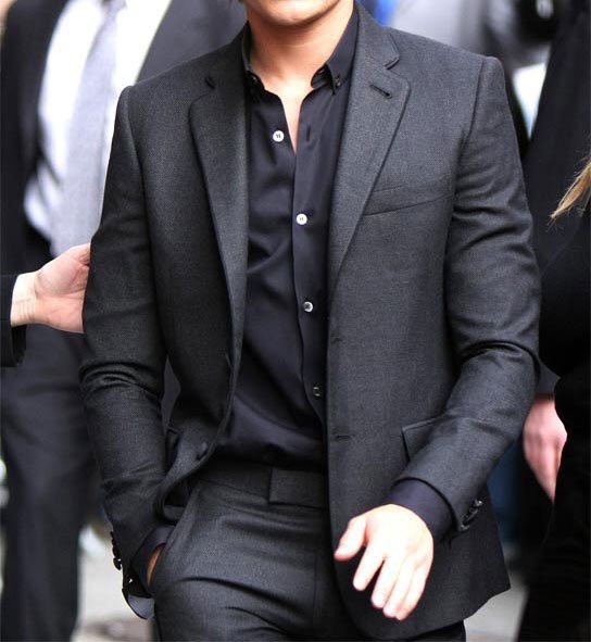 Logo Designs tweet media