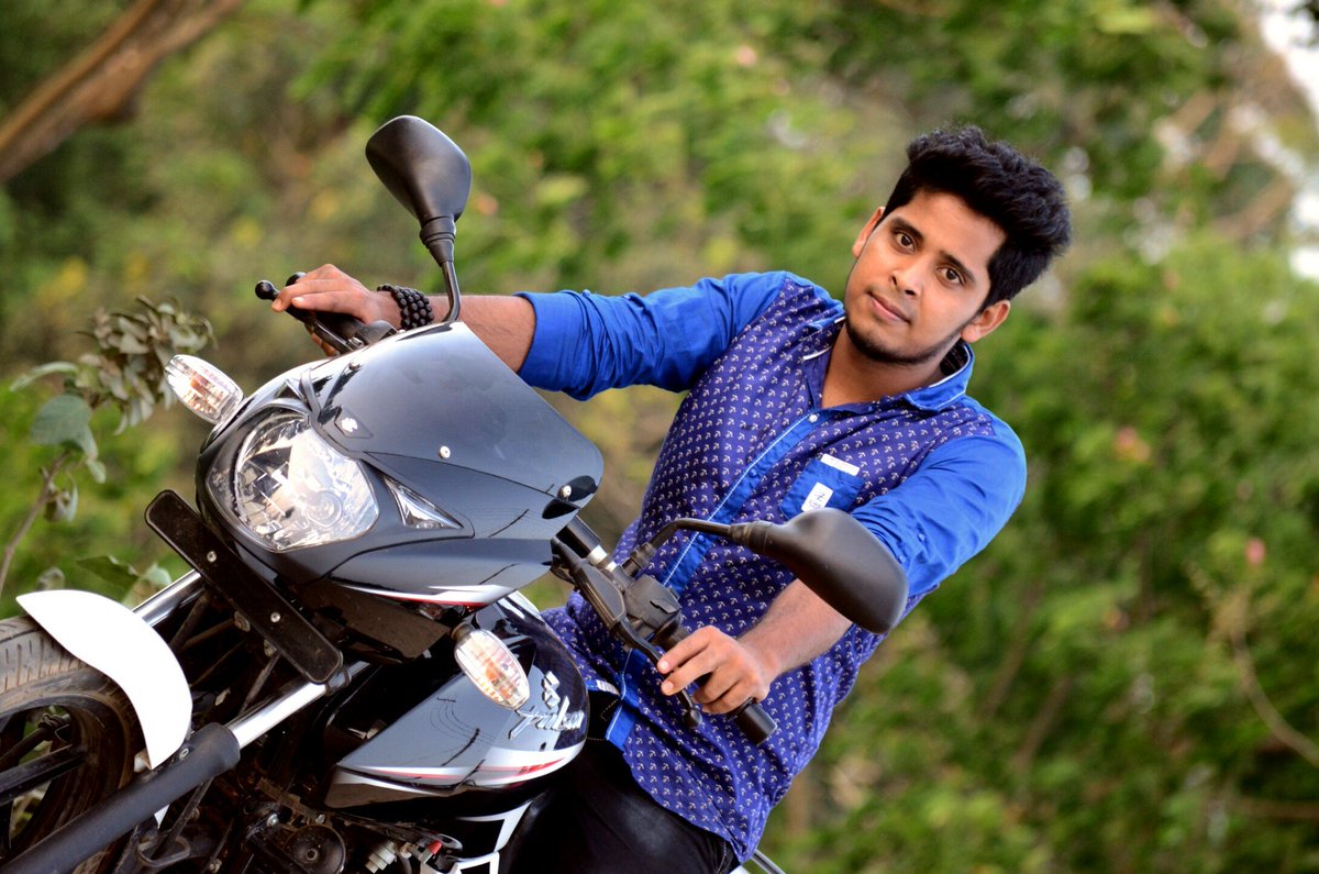 apusinger's tweet image. 