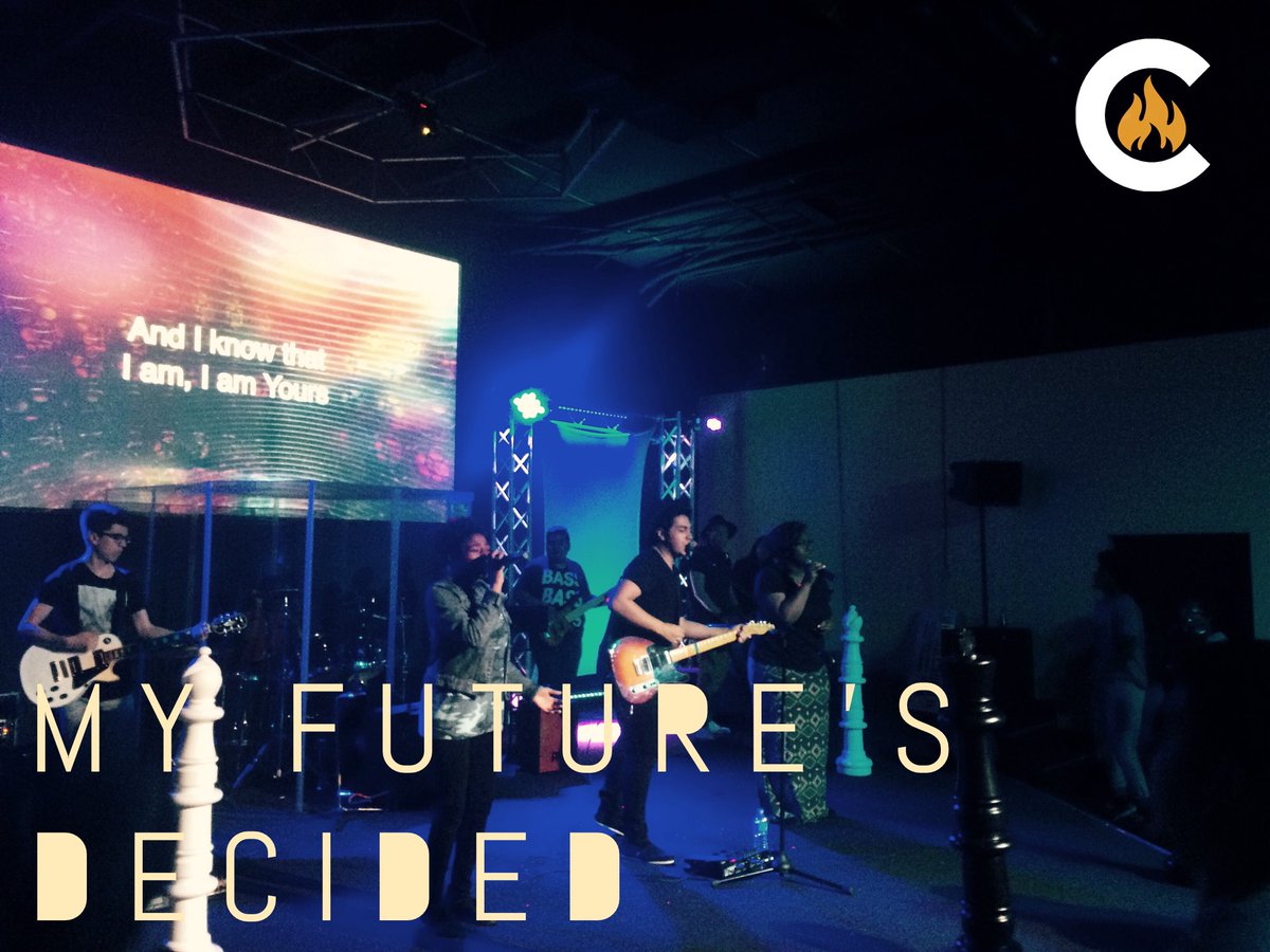 CatalystYouthTX's tweet photo. Holy Ghost TOOK OVER during praise! #CrazyPraise #MyFutureDecided #YourNameHigh #EverybodyPraise https://t.co/NlIp8916cf