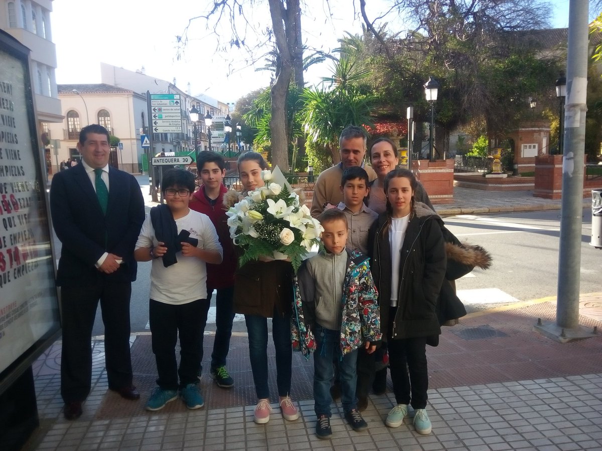 NazarenoSalud's tweet photo. Ha sido un honor asistir a la Bendición del Cristo de @CoronacionBanda Enhorabuena por tan grandísimo logro https://t.co/P83aRV8PQK