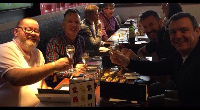 BenjButton87's tweet photo. @liam31f @johns3boys @Poblfc @scullytony Did someone say free bar? #liverpool4 https://t.co/m8D6eAIQfb