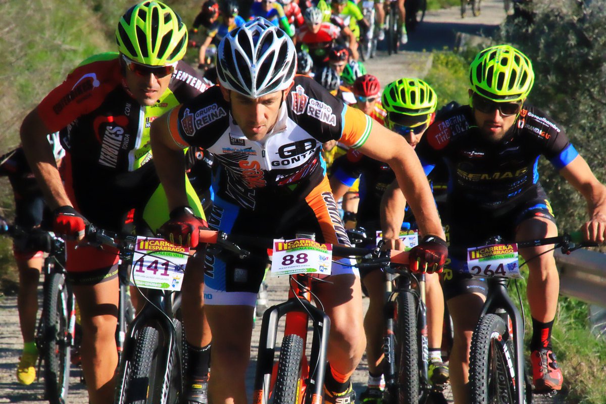 Ciclosruiz's tweet photo. @LigaUltrafondo @ciclismoalcala @sbermejatrail @101km24H @ostipotrail @LosSusmurais https://t.co/GxaA6YaOR9