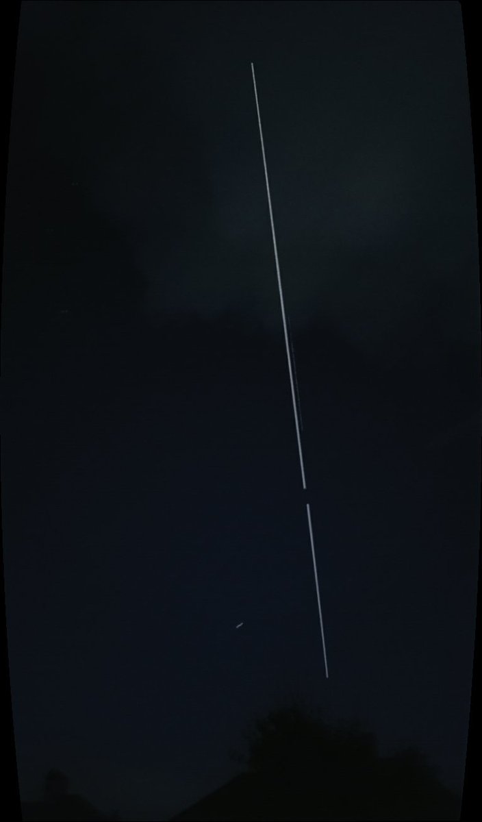 Pixie_kh's tweet photo. Tonight's 8.41pm #ISS pass from #London with my #S6Edge &amp; #cameraFV-5. 2 60 sec images stitched using #Autostitch https://t.co/kQdhjKWK2p