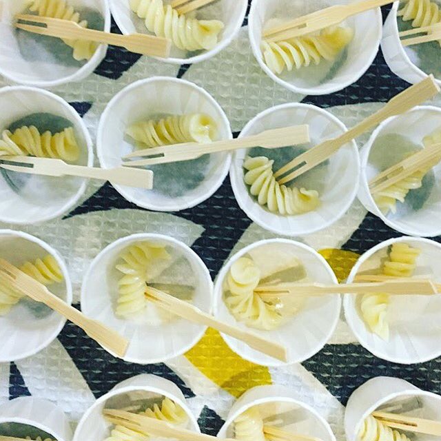 ArtisanalLA's tweet photo. Give us ALL THE SAMPLES! @SemolinaLA pasta is 👌🏼❤️ #artisanalla #showmuchfun https://t.co/SumvZCVxbx