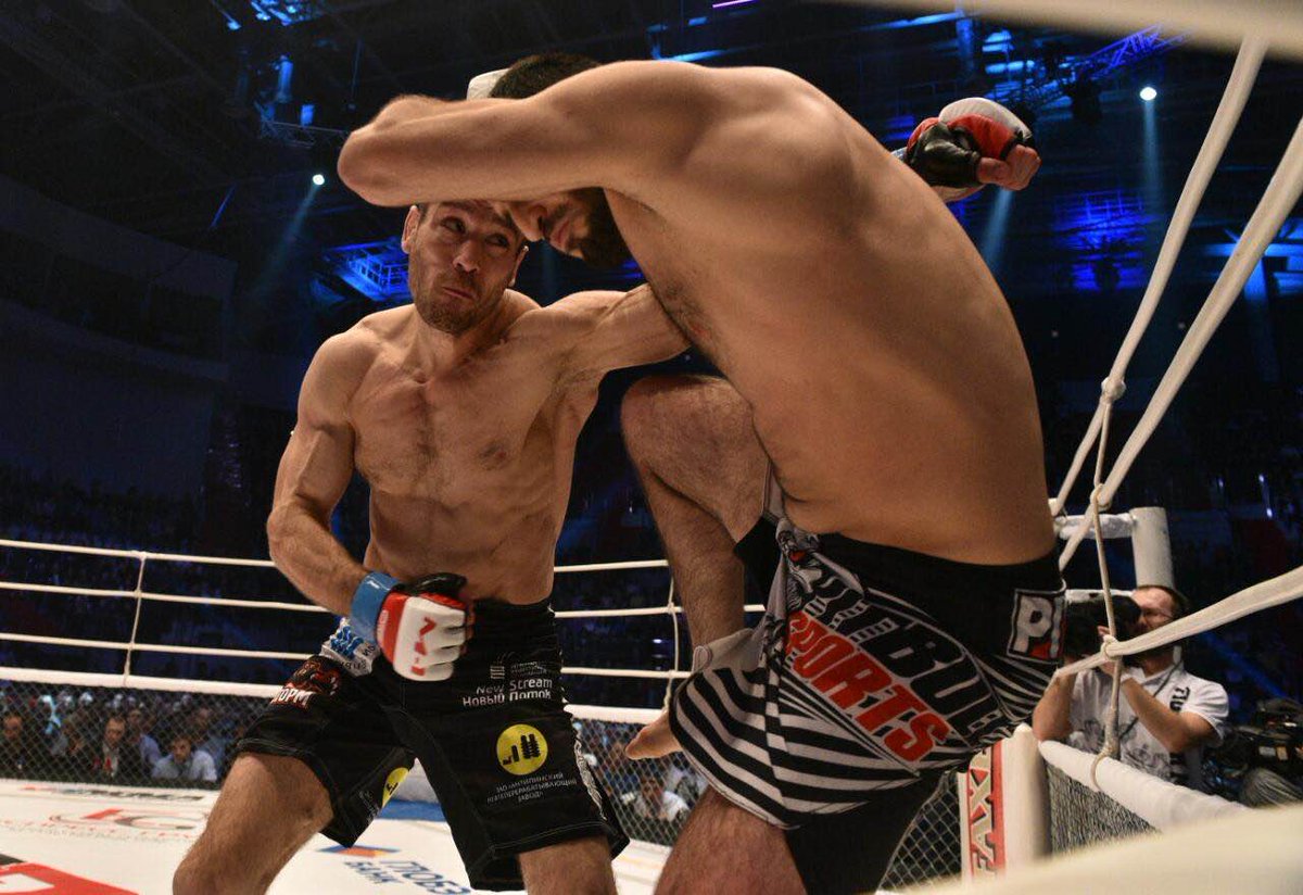 M1GlobalNews's tweet photo. Alexey #Kunchenko is #TheNew M-1 Welterweight #champion! The main event is ahead! Join us: https://t.co/sWsYzjDfOj https://t.co/W4LKZCDqCm