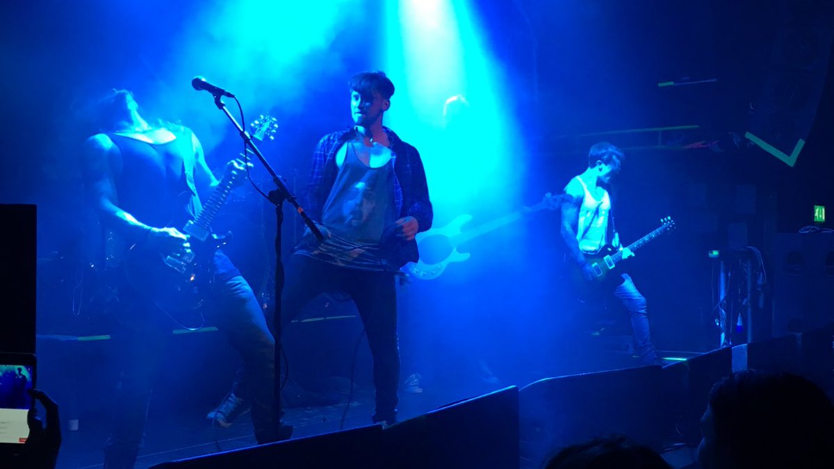Ninelives_X's tweet photo. @thefallenstate in London https://t.co/tdzazlfxn1