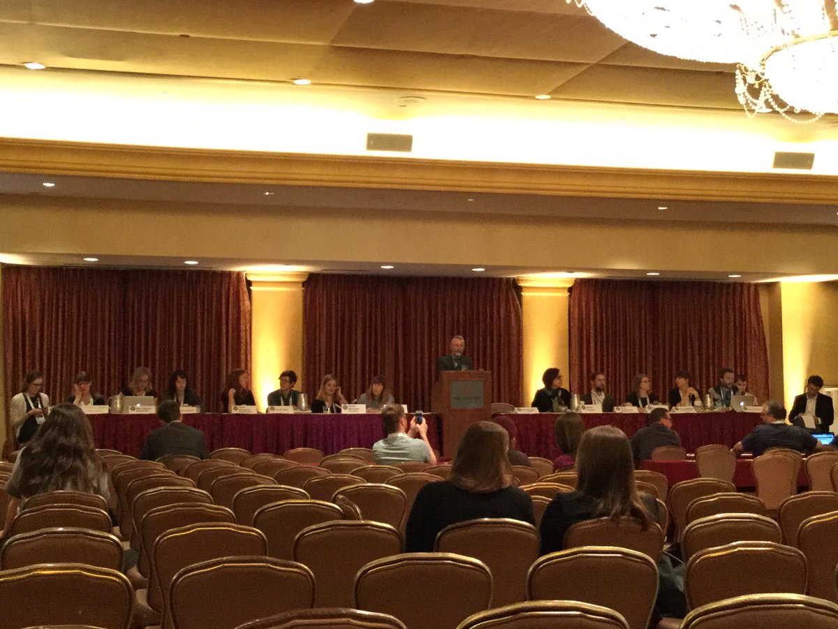 BPOC_SD's tweet photo. #mwxx last supper. Good look for you @nhoneysett. Break a leg lighting talk speakers! #musetech https://t.co/3nbGCToG4Z