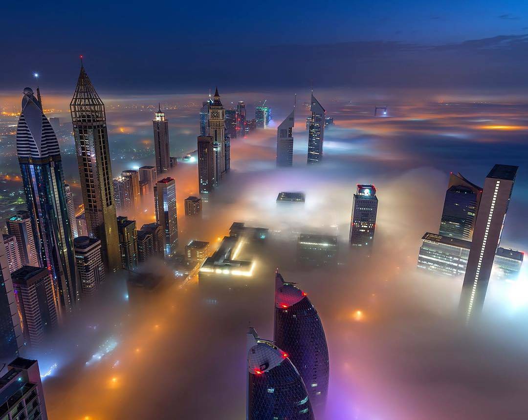 DubaiTrends's tweet photo. Dubai never sleeps. Photo by ig:danyeidphotography #Dubai #MyDubai #DubaiLife… https://t.co/gLRk618ahS https://t.co/azxDWRgcdA