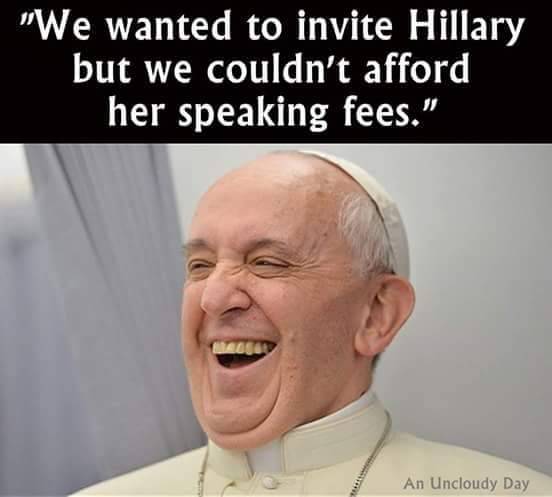 Vita623's tweet photo. #TodaysTopStory #ResistCapitalism #PopeForBernie #BernieSpeaksforFREE #bernieinharlem #NYforBernie #BernieInNY https://t.co/1fFTjWN5Qc