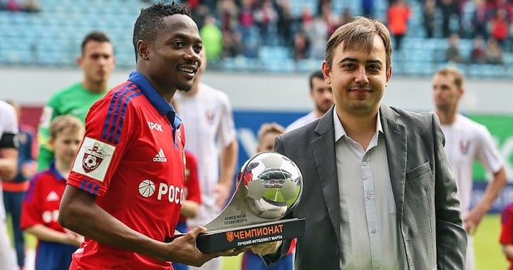 PFC_CSKA_Moscu's tweet photo. Previamente al inicio del CSKA - Mordovia Saransk, Ahmed Musa recibió el premio al MVP de la RPL del mes de marzo. https://t.co/2zC8hhvvYv
