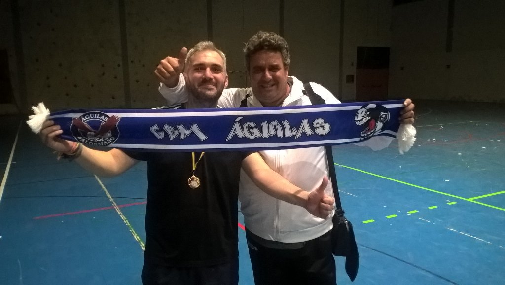 CBMAGUILAS's tweet photo. Fran y Fernando los dos entrenadores que han conseguido hoy la victoria en sus finales. Enhorabuena chicos. #BMA https://t.co/EA9lpg0eXe