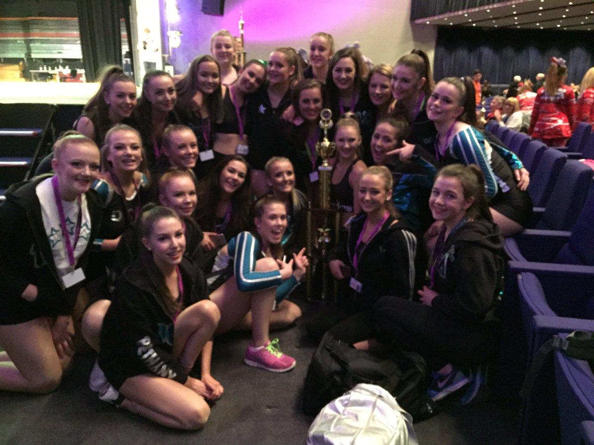 dca_cheer's tweet photo. ⭐️👯🏆Senior Cheer Dance National Champions 2016 🏆👯⭐️ @Scotcheer https://t.co/oaiuG0Nkif