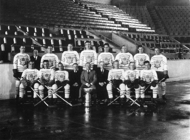 Leafs_History's tweet photo. 1932 - Toronto wins 1st Stanley Cup as the Maple Leafs by defeating NYR 3 games to 0 in a best of 5 series. #TMLtalk https://t.co/ssz8P2yHaF