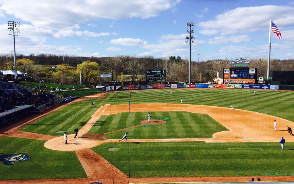 dowlingfishcamp's tweet photo. Let's go #wcaps down 5-1 need a rally https://t.co/eQFRmIFLzA
