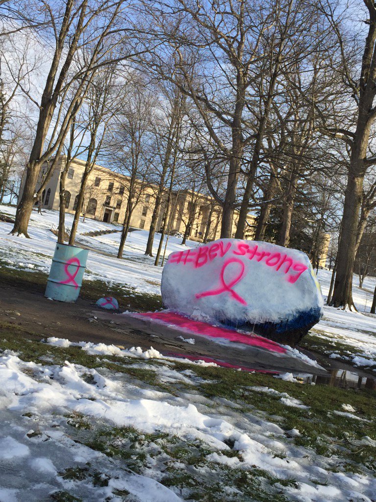 KentStateJoy's tweet photo. I didn't notice this when I ran passed it during the Black Squirrel 5K this morning... But I'm loving it! #BevStrong https://t.co/6660Yyy2Dg