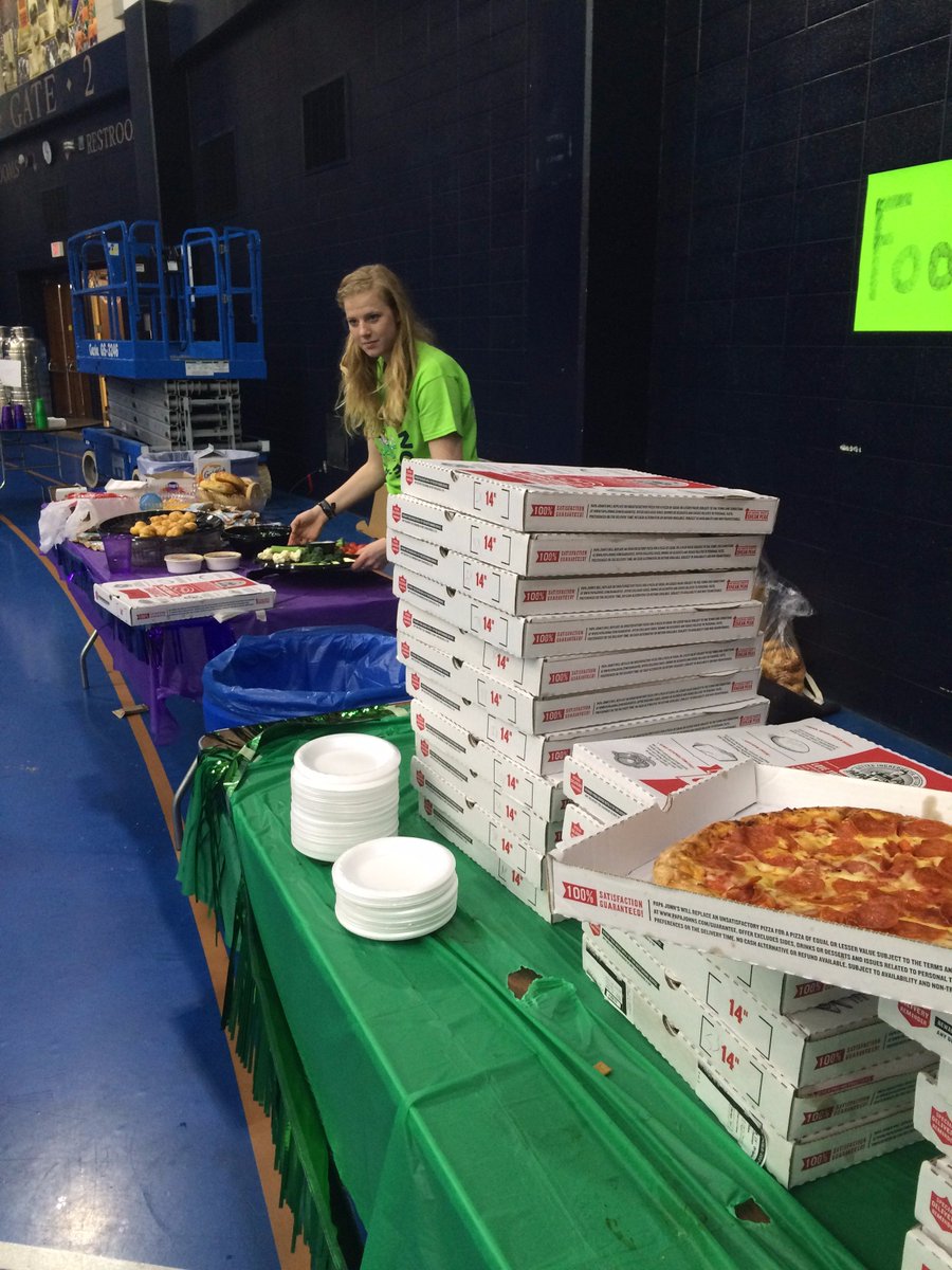 Come and get free food at the <a href="/ND_Dance_A_Thon/">ND Dance-A-Thon</a> in the JACC until midnightg! #ShakeDownTheTHONder