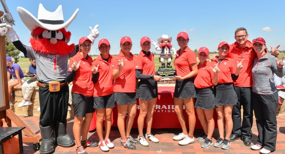 Lady Raiders shoot a third round 287 (-1) to win the 2016 Red Raider Invitational! 

bit.ly/1Xo3QPx