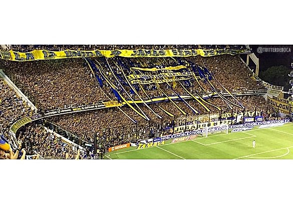 TuitterDeBoca's tweet photo. No hay duda de quién es el más grande 💙💛💙 https://t.co/VbZCD67pPu