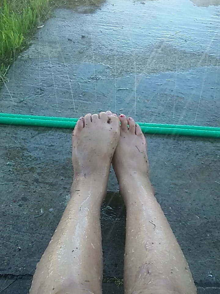 belercake's tweet image. # my feet👡👣