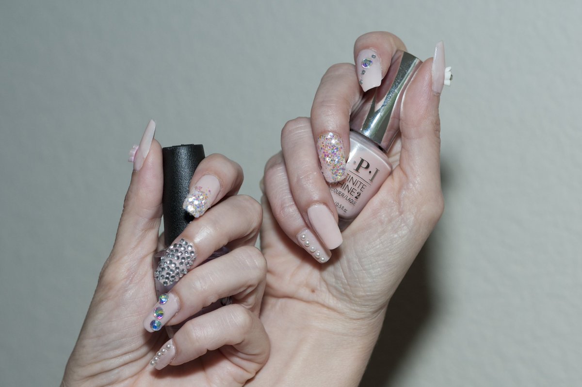 SandraMae64's tweet photo. Close up of my daughters nails I just did #fullset #nailbling #AuburnCA https://t.co/Sj6eOWBEgw