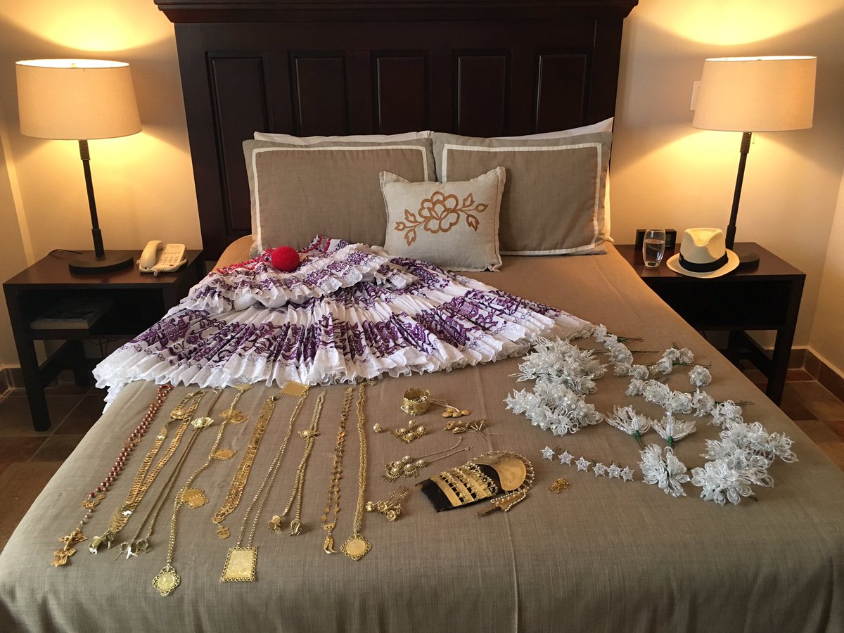 Una experiencia que toda mujer panameña debe tener, vestirse de #pollera. #Chitre #Panama <a href="/CubitaTours/">Cubitá Tours</a> <a href="/CubitaPanama/">Cubitá Hotel Panamá</a>