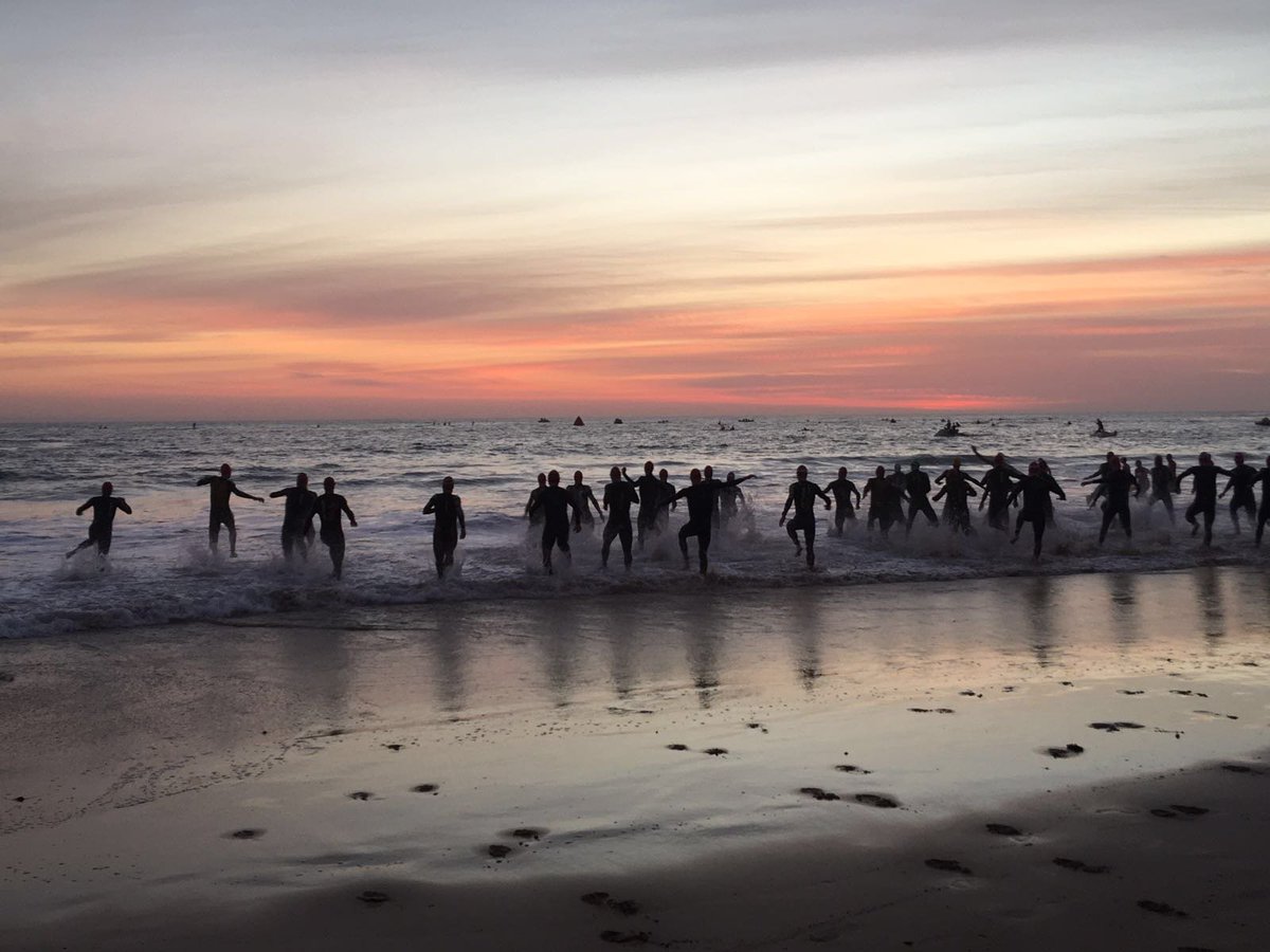 IRONMANLive's tweet photo. What a great morning for a great race: pro men are in the water, pro women are about to start #IMAfricanChamps https://t.co/w4GTrYzl3h