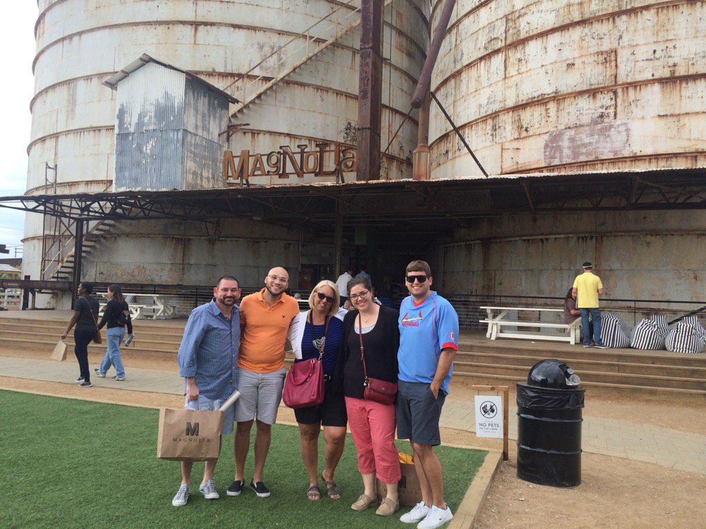 Sugar41530735's tweet photo. Road trip!  No Joanna or  Chip.  #fixerupper https://t.co/XXiBG5tlyc