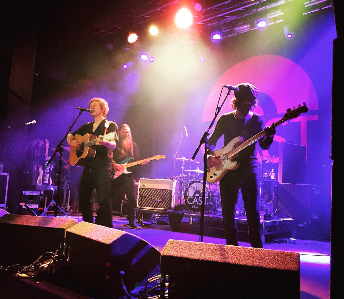 StephenCorrie's tweet photo. Cracking gig tonight at the #manchesteracademy2, was a pleasure to hear the classics by @castofficial  #Manchester https://t.co/26dxo9zX2k