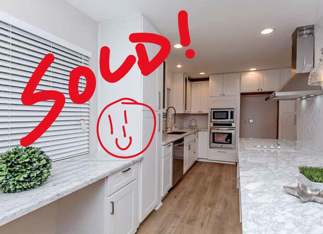 CheneeDColeman's tweet photo. Closed on this amazing Weho condo for my friends! #thecollectiverealty #thelahomeshop https://t.co/fGlUxlSKuz