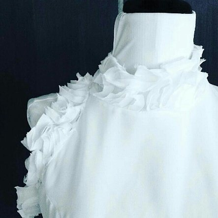 Camisas En Blanco tweet media