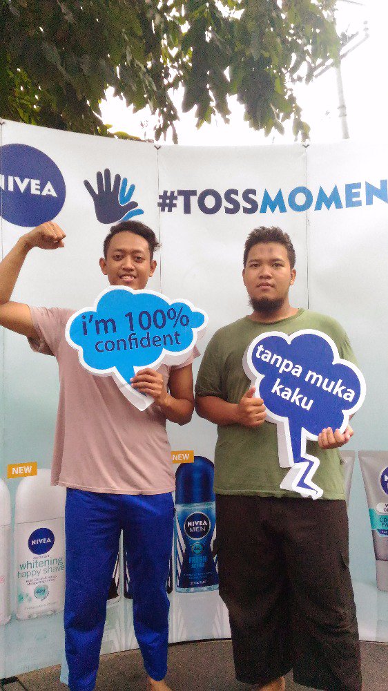 iballibull's tweet photo. @NIVEAMEN_ID #TOSSMOMEN #SOLO habis jogging di cfd, nyelpie doeloe :D https://t.co/375fFyC6ad