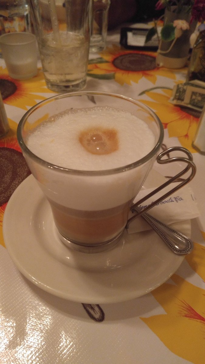 Tobinnm's tweet photo. Nice cappuccino at a legit Italian restaurant. We had a delicious dinner, thank you @CasaVisone @MARTINSBURG https://t.co/y5hP21nqHS