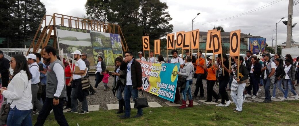 DesaparecidoCol's tweet photo. #9DeAbrilPorLaPaz y la memoria de más de 45Mil desaparecidos. Por la paz, hasta encontrarlos! https://t.co/hrzu7j0u3m