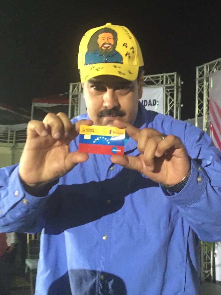 HectoRodriguez's tweet photo. Hoy llegamos a 50 mil familias y la meta este año son 300 mil familias a proteger, en tiempos difíciles el AMOR! https://t.co/t8quD1wqxB