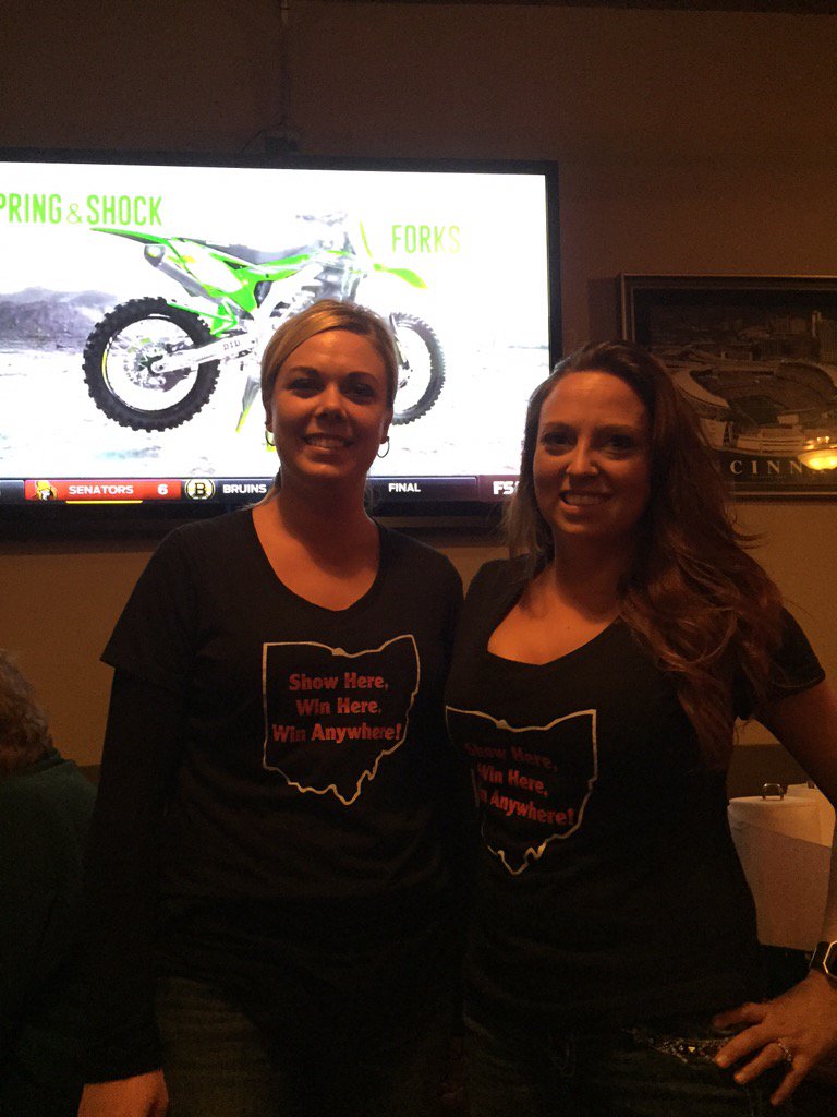 GreystoneVetDVM's tweet photo. @SXonFOX cheering on CLASON!!!! https://t.co/4H3Q0lVR7z