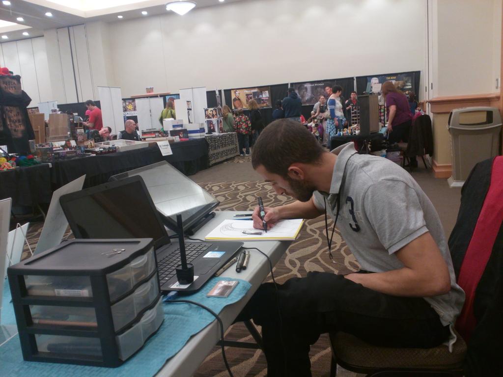 MonkeyOs's tweet photo. First full day of con down. It was a good day. #bctc2016 https://t.co/hEwtTfDwjS