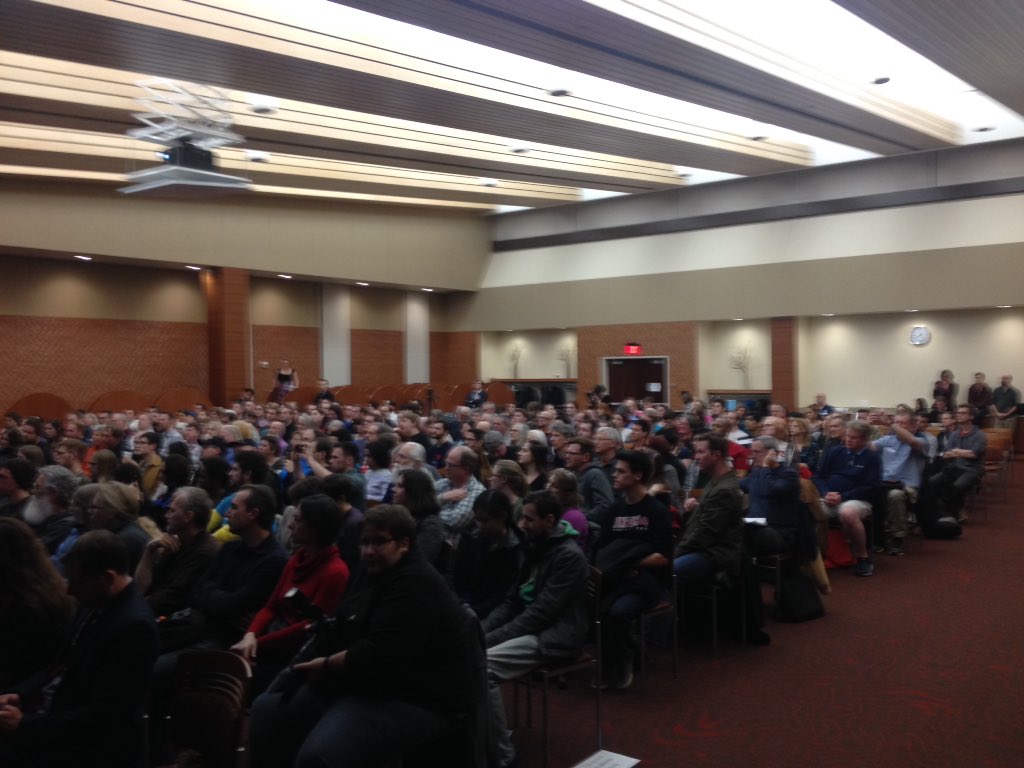 WiscAtheists's tweet photo. Packed crowd of around 300 people on hand for James Randi's talk on science and the paranormal
#FTF5 #Skepticism https://t.co/85GojCYtnW