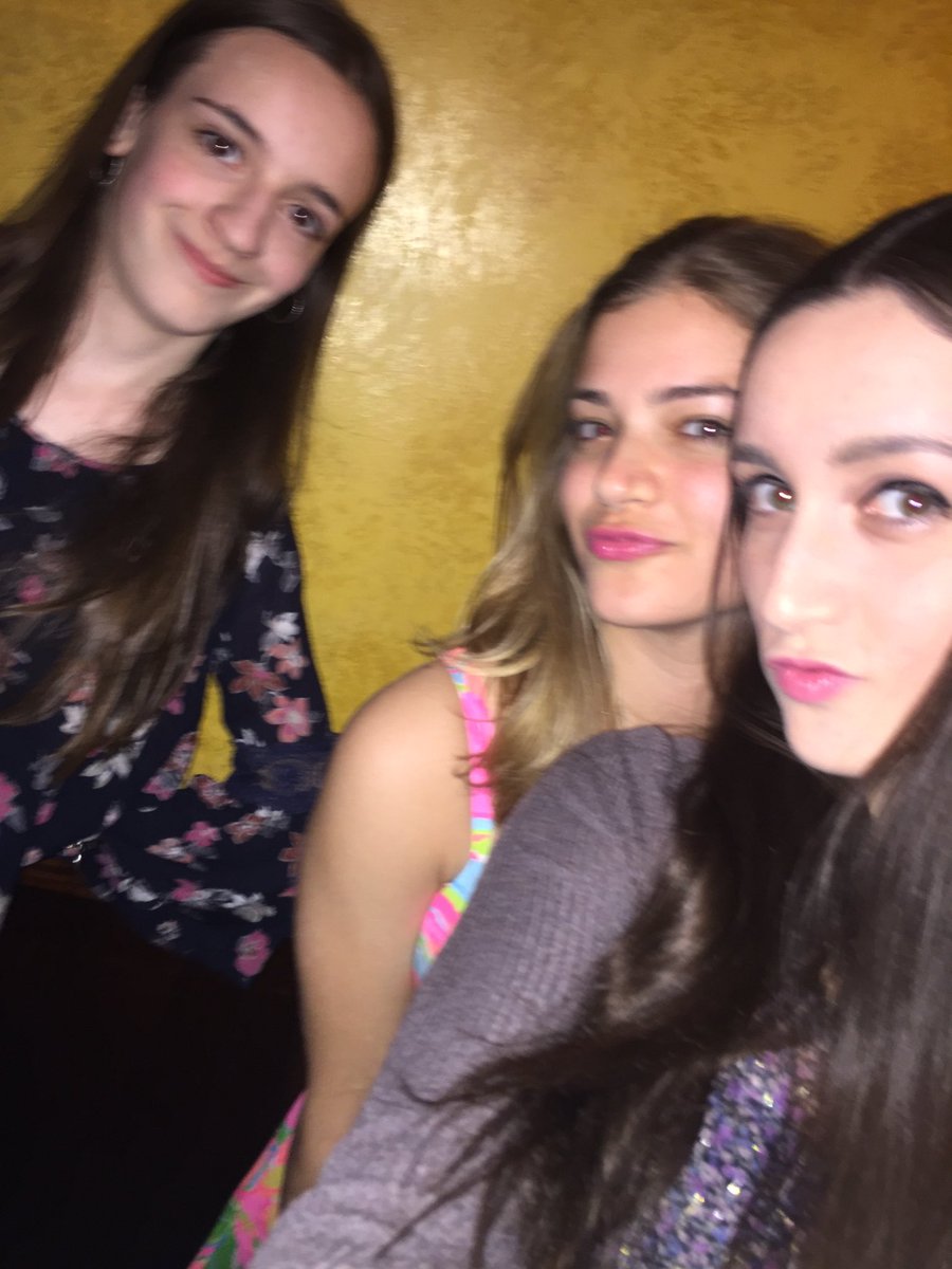 trrose27's tweet photo. Fav NR girls @savannah2198 https://t.co/li2JlnDWhY