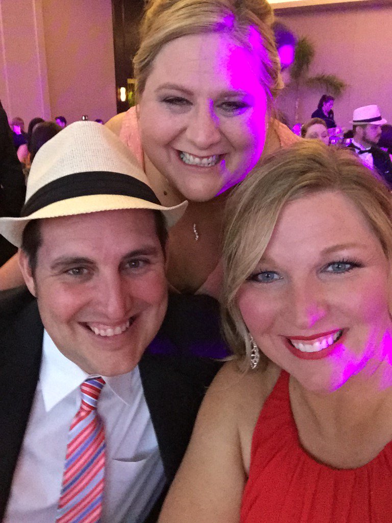 ImRobertBarnes's tweet photo. JDRF Gala supporting my sister and finding a cure for type 1 diabetes....so proud of her! #jdrfpromiseballsctx https://t.co/nhFRQ4W4ID