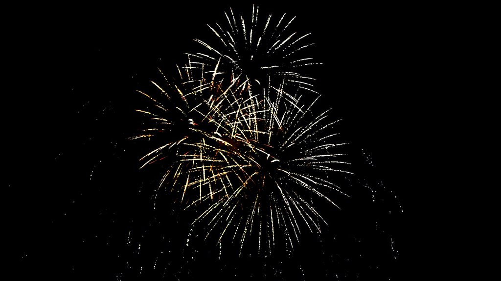 MLB's tweet photo. Let’s do it again tomorrow. 🎆⚾️😍 https://t.co/Ede2If58IR