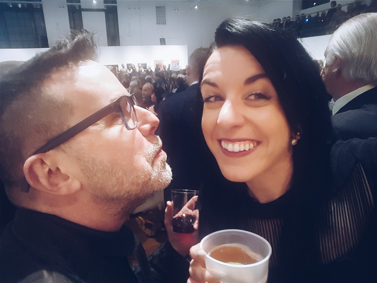 cruelshoes_'s tweet photo. In between bids @MassArt 27th Annual Art Auction. π #bosarts #livefeed #neverinvitedback https://t.co/vrMzcBuvc9