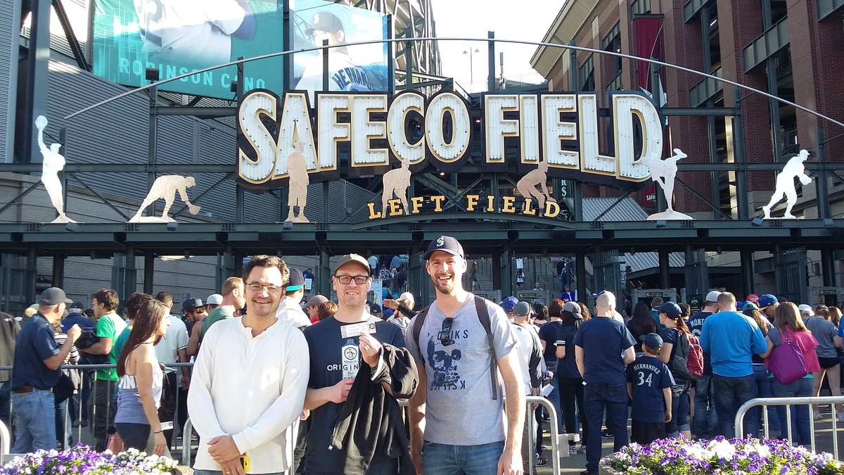 BoonenHuub's tweet photo. Thanks for the inspiring conference! Now enjoying a home game of the mariners with @DavyNijs and Philip Tam #ISRII8 https://t.co/lkO2qTbq55