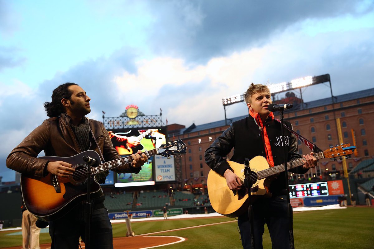 Orioles's tweet photo. Thanks to @TheJamesBellX for sharing your music with us tonight. #Birdland https://t.co/ohzxmtFHX9